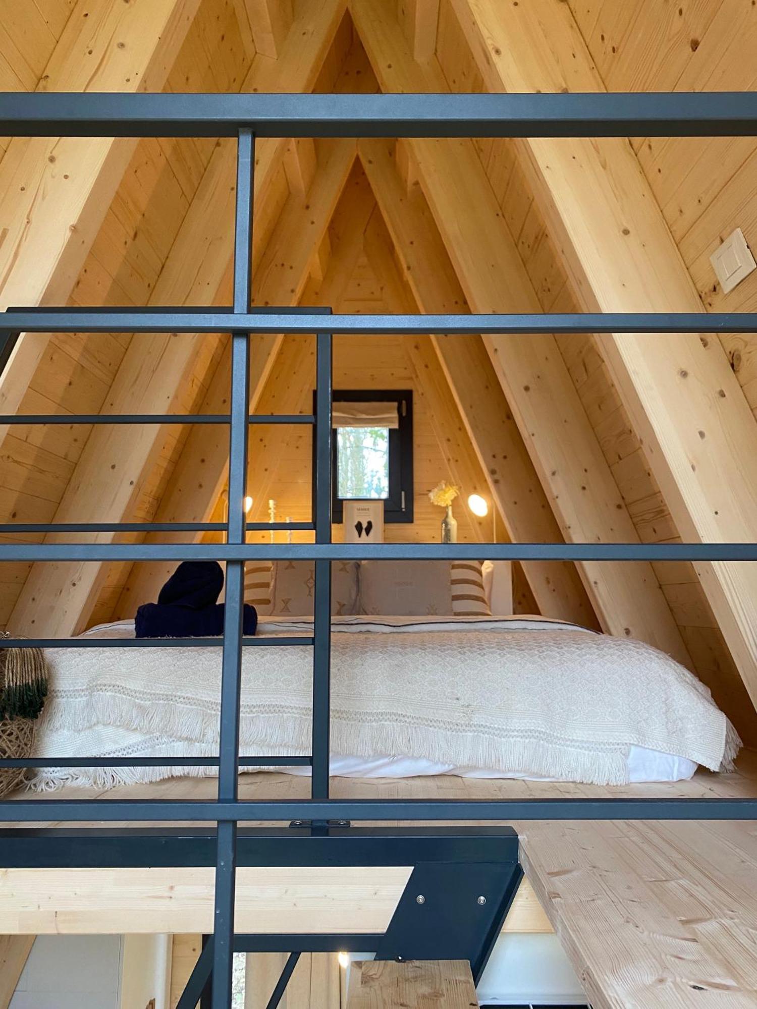 Ecolodges De Reve Dans Un Chateau De Conte De Fees Les-Trois-Moutiers Dış mekan fotoğraf