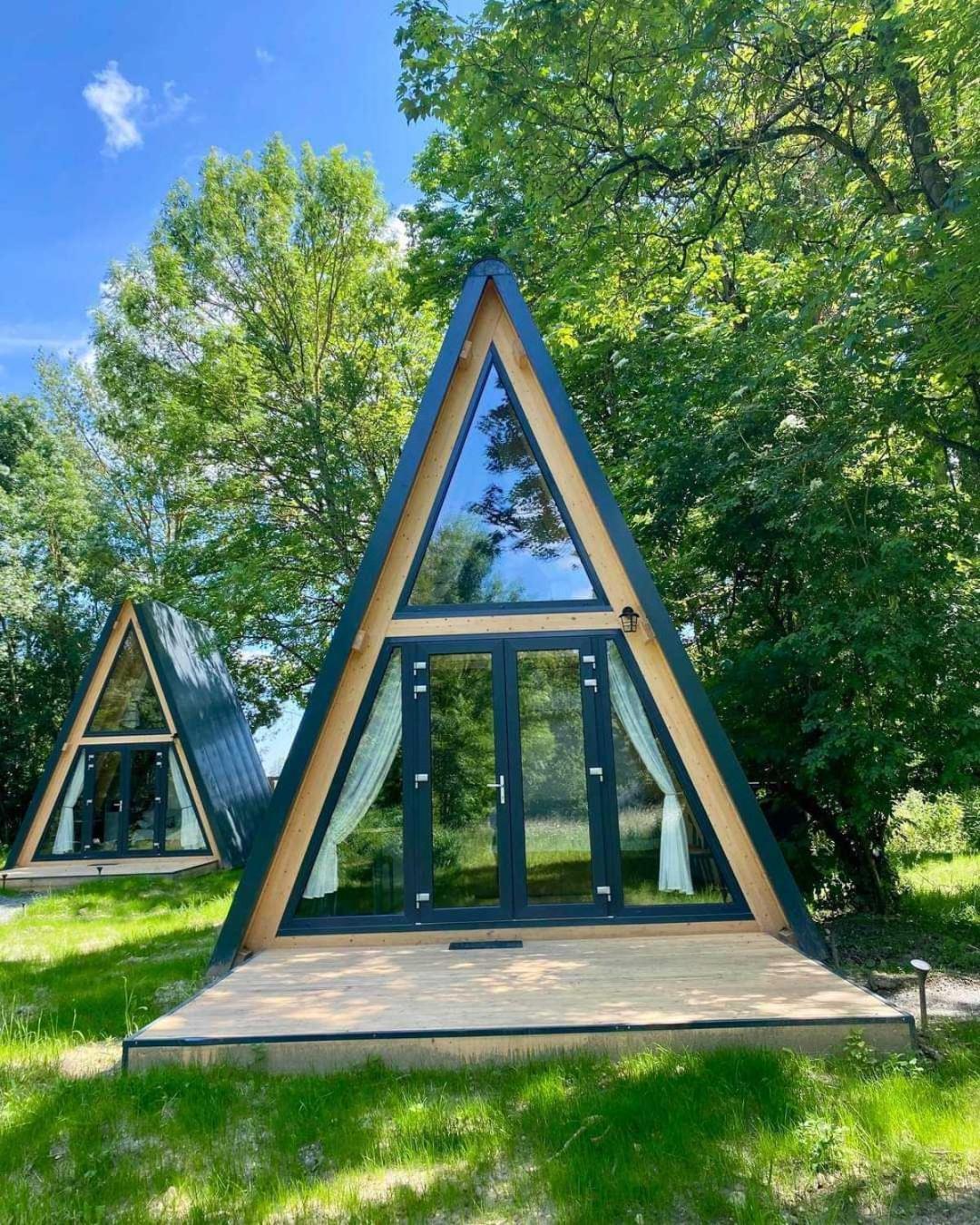 Ecolodges De Reve Dans Un Chateau De Conte De Fees Les-Trois-Moutiers Oda fotoğraf